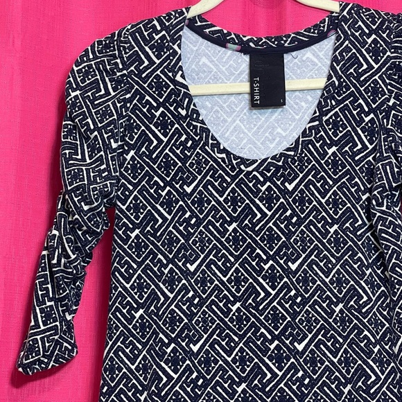 ANTHROPOLOGIE DOLAN T-SHIRT SIZE S - Picture 2 of 11